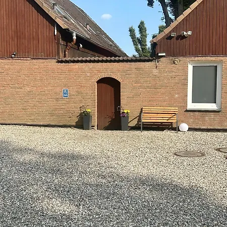 Business-Apartment, 2 Baeder, Parkplatz *