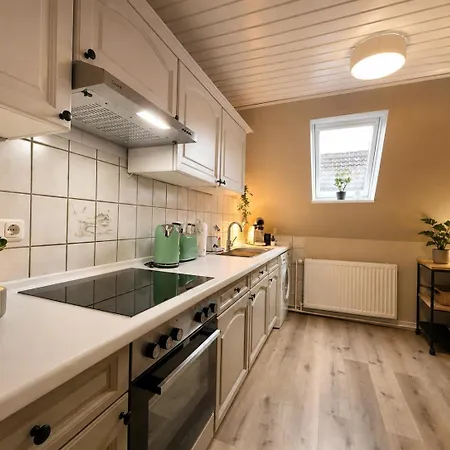 Business-apartment - 2 Baeder, Ruhig, Parkplatz Wlan Apartamento